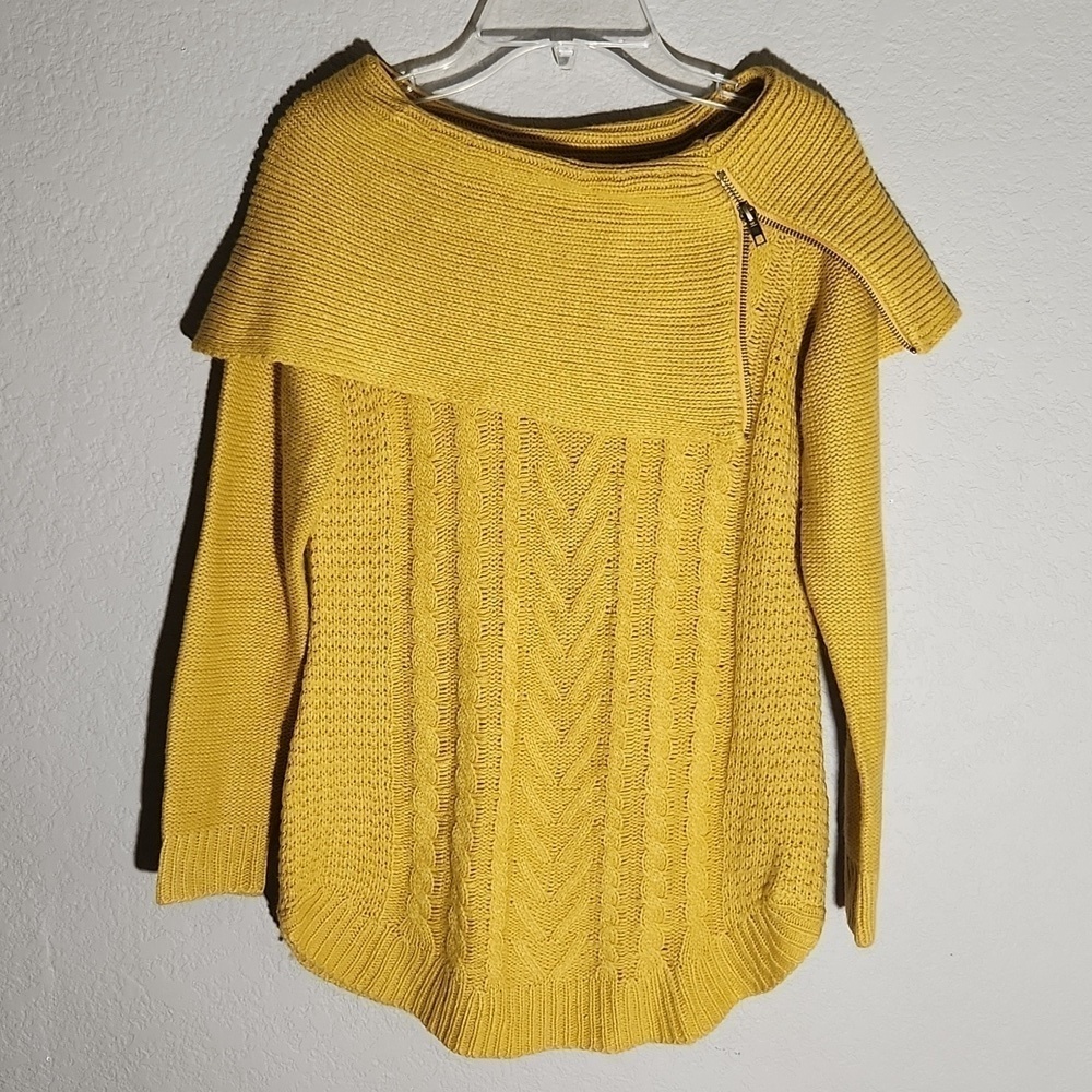 Westport Sweater Womens Size XS cable knit cowl golden yellow